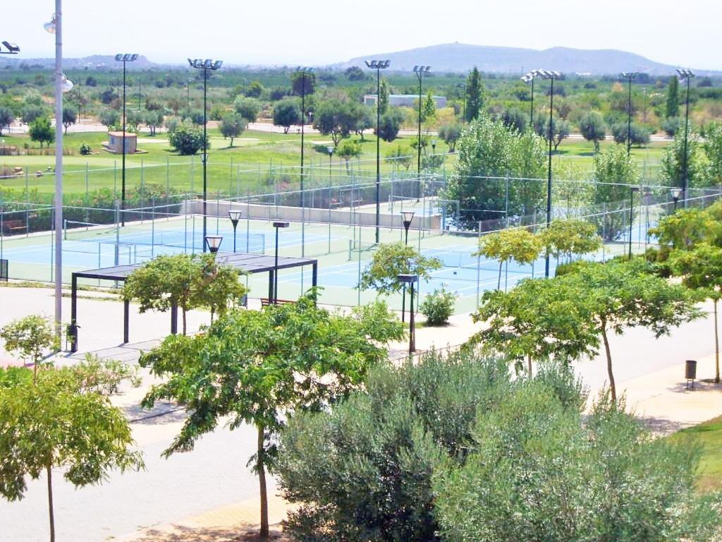 Espectacular Chalet Adosado Para Vacaciones En Panoramica Golf Sant Jordi Exterior foto